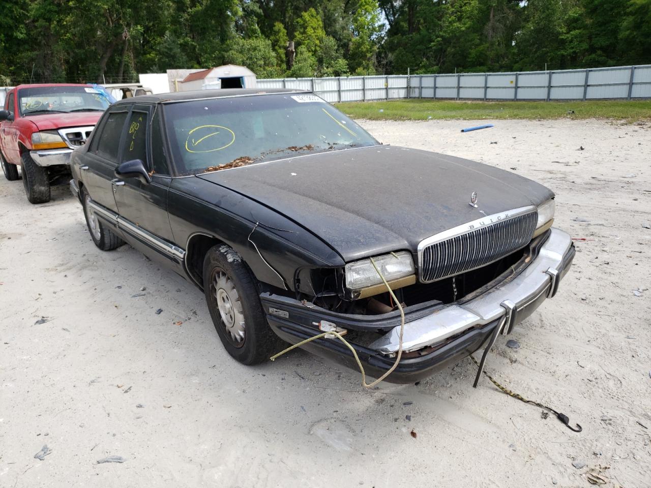 BUICK PARK AVENU 1994 with VIN 1G4CU5216RH609060 - Photo from auction