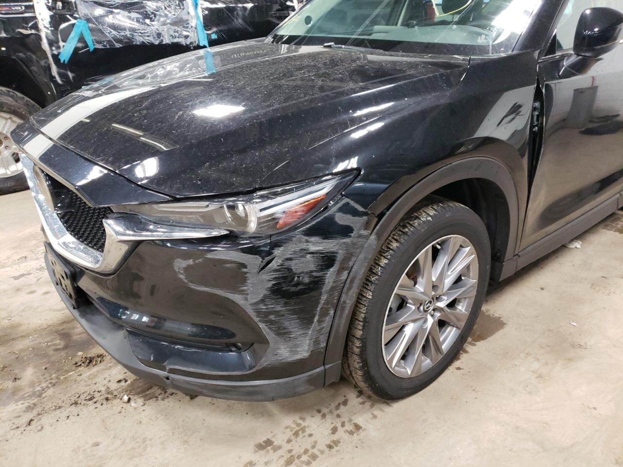 Photo 9 from auction – 2019 MAZDA CX-5 GRAND with VIN JM3KFBDM2K0636462