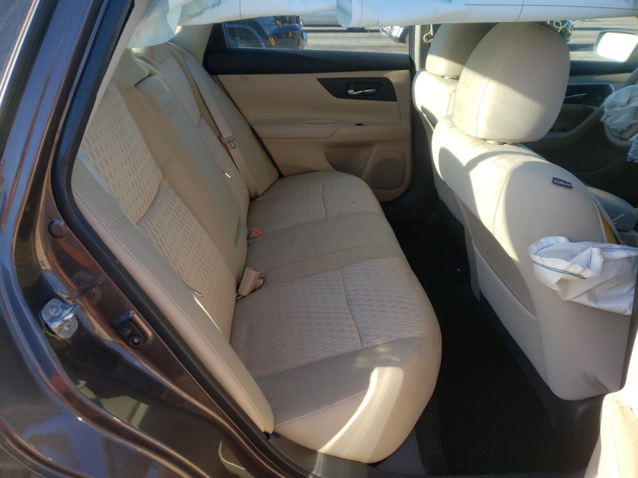 Photo 6 from auction – 2016 NISSAN ALTIMA 2.5 with VIN 1N4AL3AP3GN330730