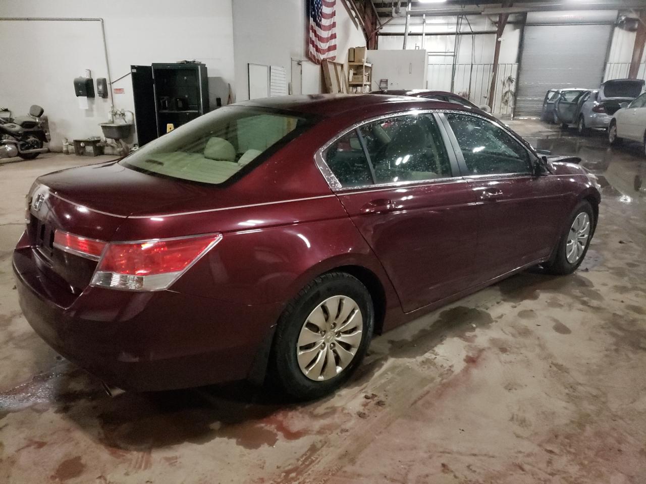 Photo 4 from auction – 2011 HONDA ACCORD LX with VIN 1HGCP2F32BA098002