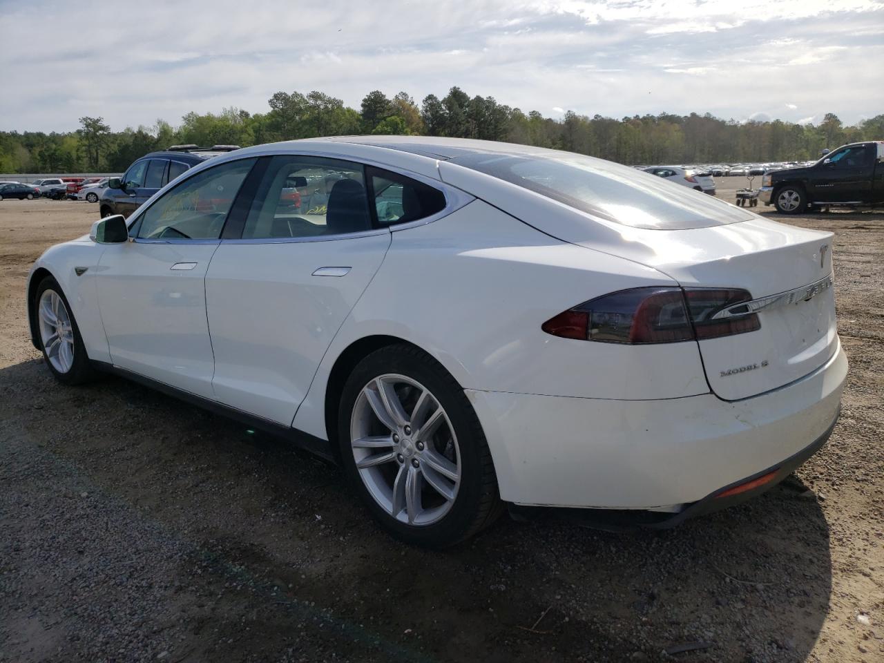 Photo 3 from auction – 2015 TESLA MODEL S 85 with VIN 5YJSA1H26FFP75771