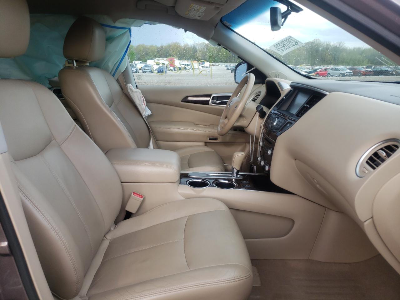 Photo 5 from auction – 2014 NISSAN PATHFINDER with VIN 5N1AR2MN8EC646285