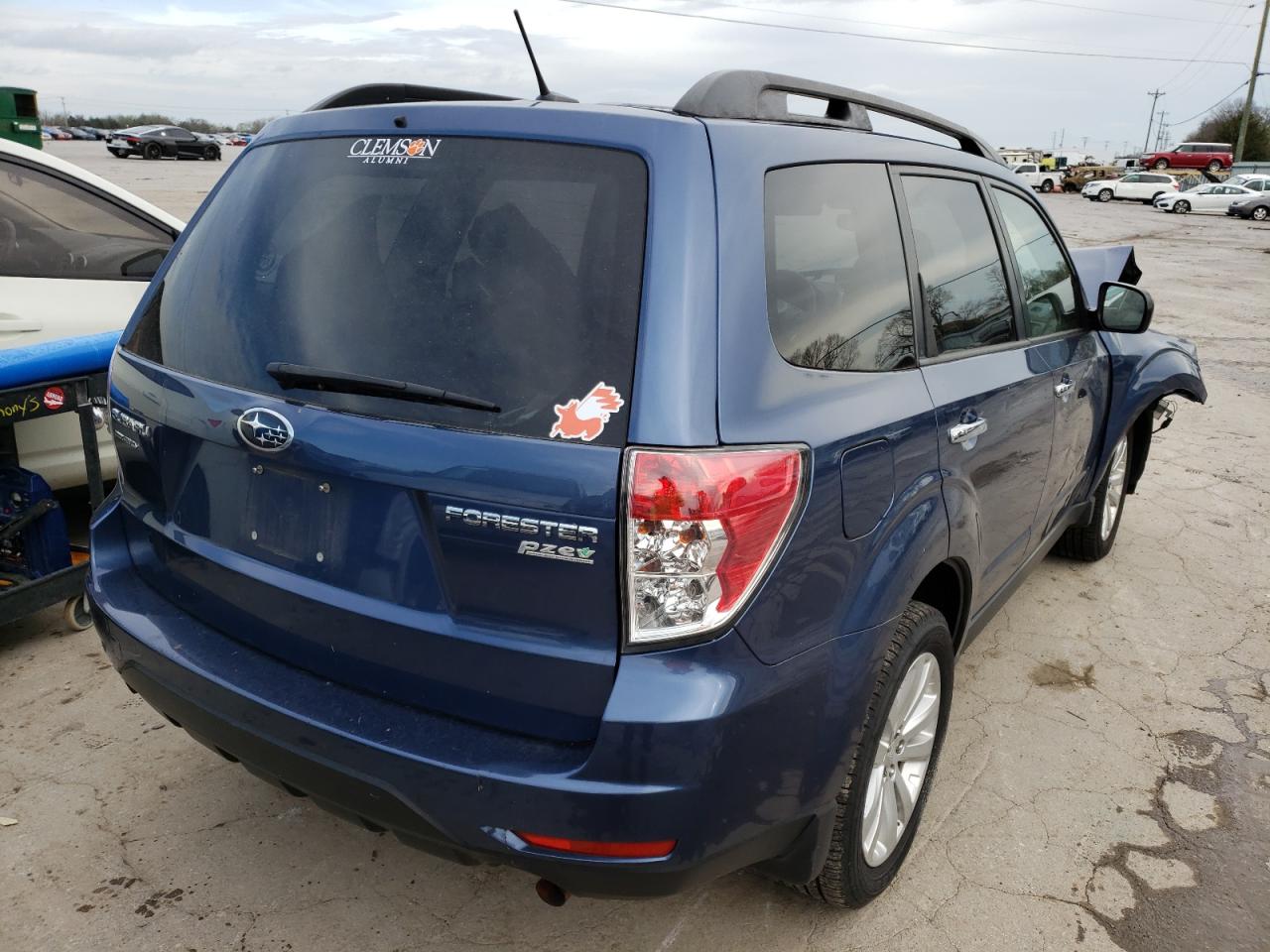 Photo 4 from auction – 2013 SUBARU FORESTER 2 with VIN JF2SHADC3DH446566