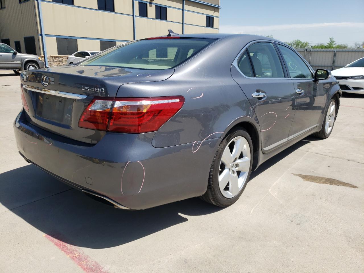 Photo 4 from auction – 2012 LEXUS LS 460 with VIN JTHBL5EF3C5109052