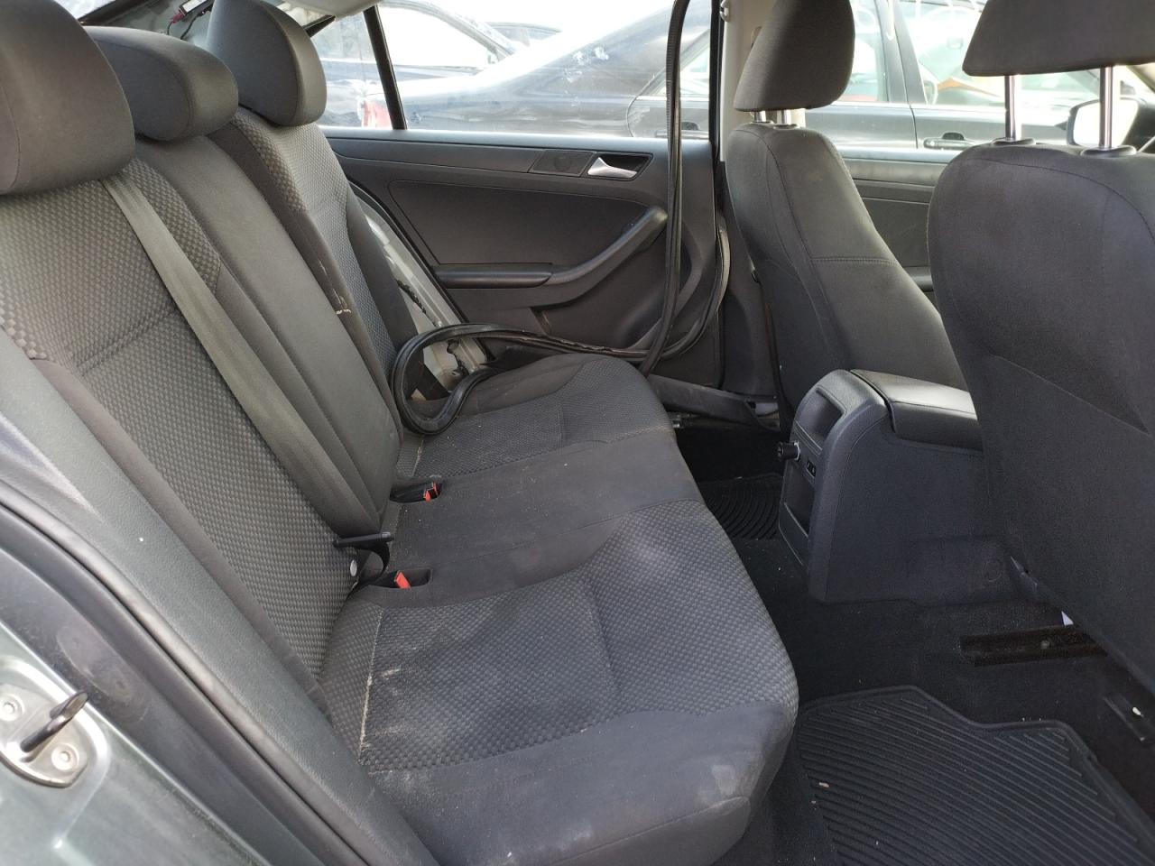 Photo 6 from auction – 2014 VOLKSWAGEN JETTA BASE with VIN 3VW2K7AJ2EM232426