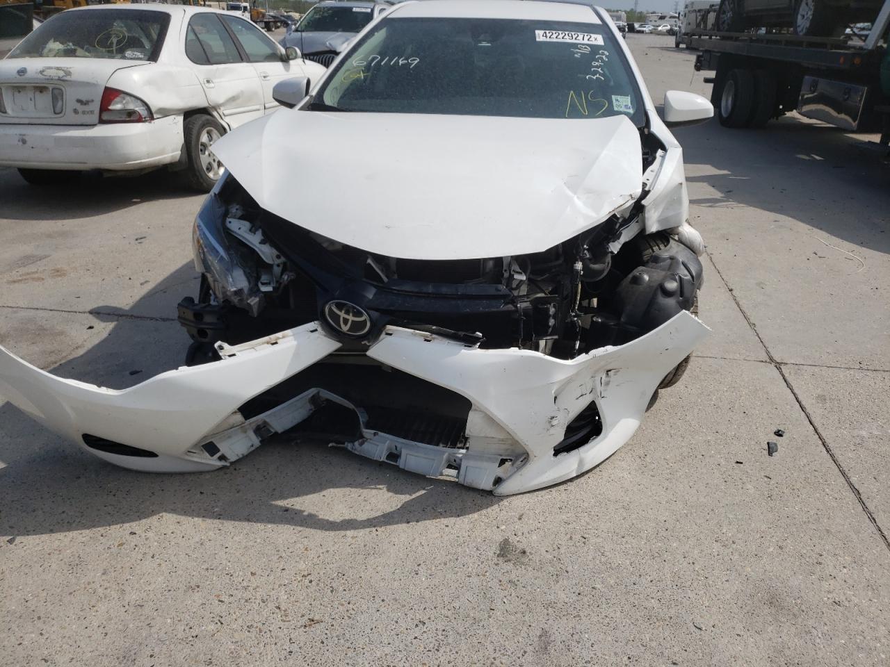 Photo 9 from auction – 2017 TOYOTA COROLLA L with VIN 5YFBURHE2HP671169