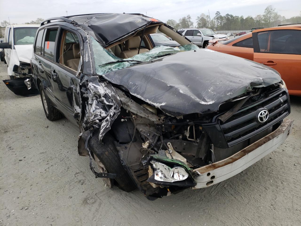 TOYOTA HIGHLANDER 2005 with VIN JTEGD21A350120156 - Photo from auction