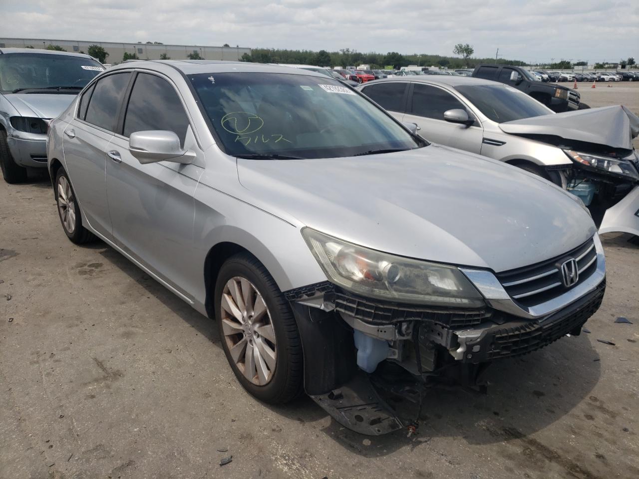 HONDA ACCORD EX 2013 with VIN 1HGCR2F70DA278496 - Photo from auction