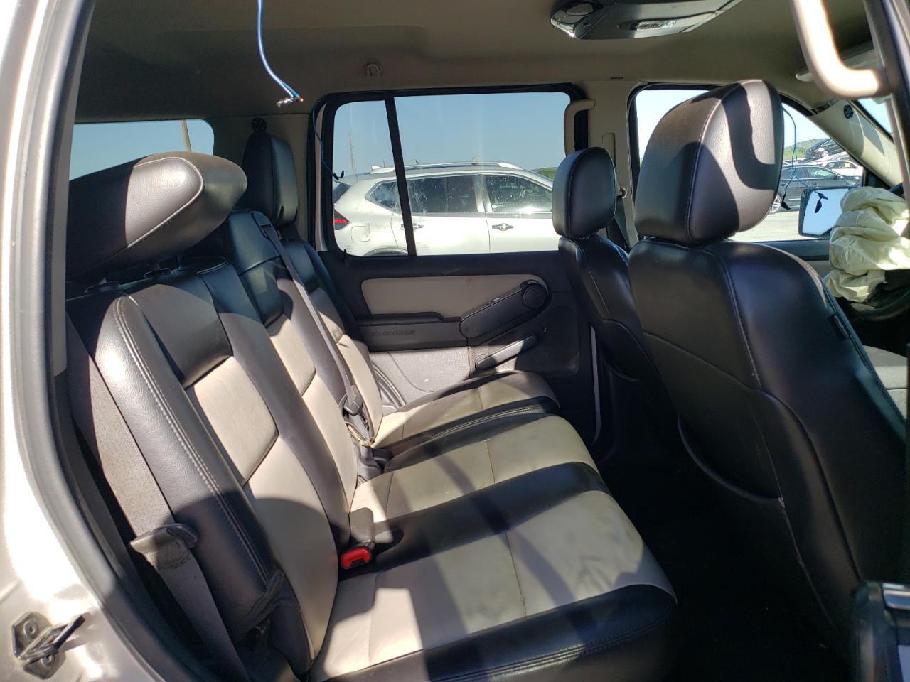 Photo 6 from auction – 2007 FORD EXPLORER with VIN 1FMEU73E57UB50307
