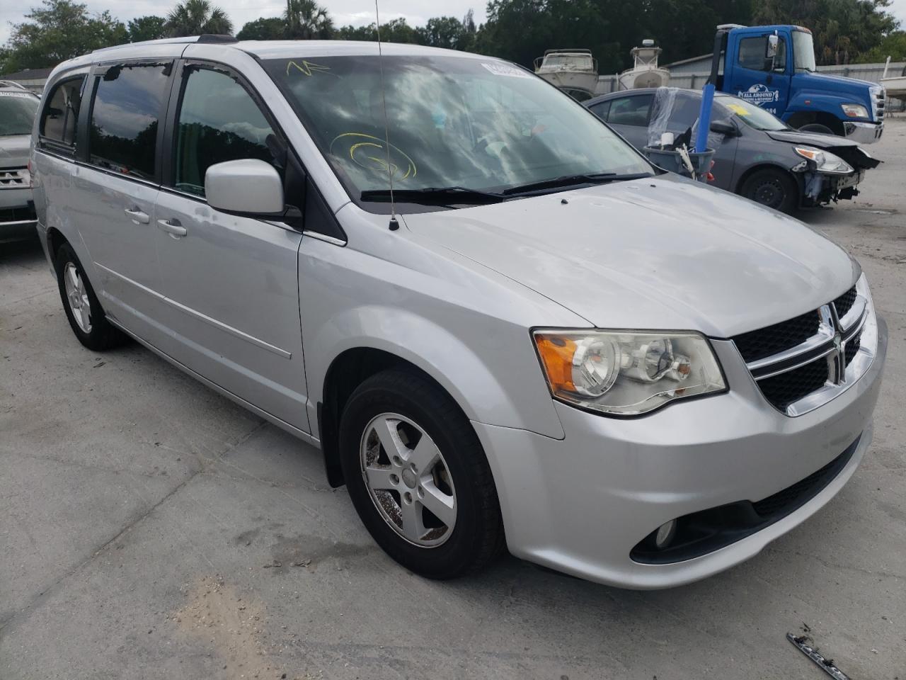 DODGE GRAND CARA 2011 with VIN 2D4RN5DG3BR660915 - Photo from auction