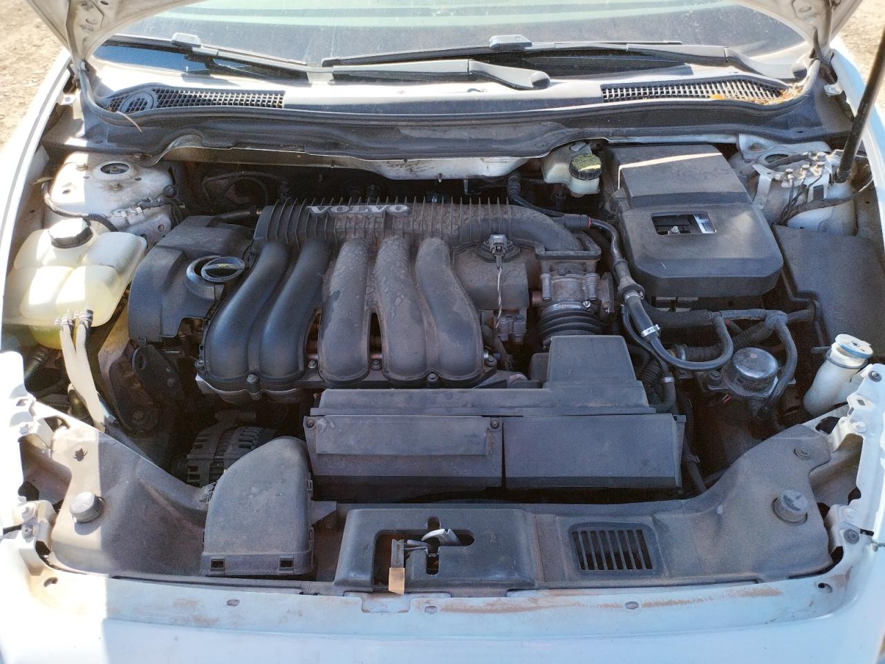 Photo 7 from auction – 2007 VOLVO S40 2.4I with VIN YV1MS382572305487