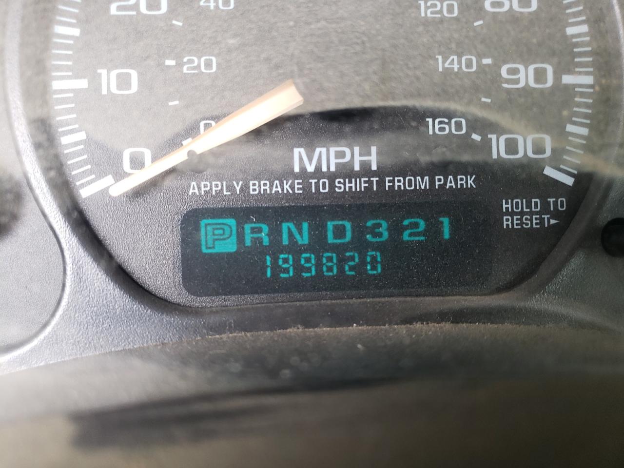 Photo 8 from auction – 2001 CHEVROLET SILVERADO with VIN 2GCEC19T811357321