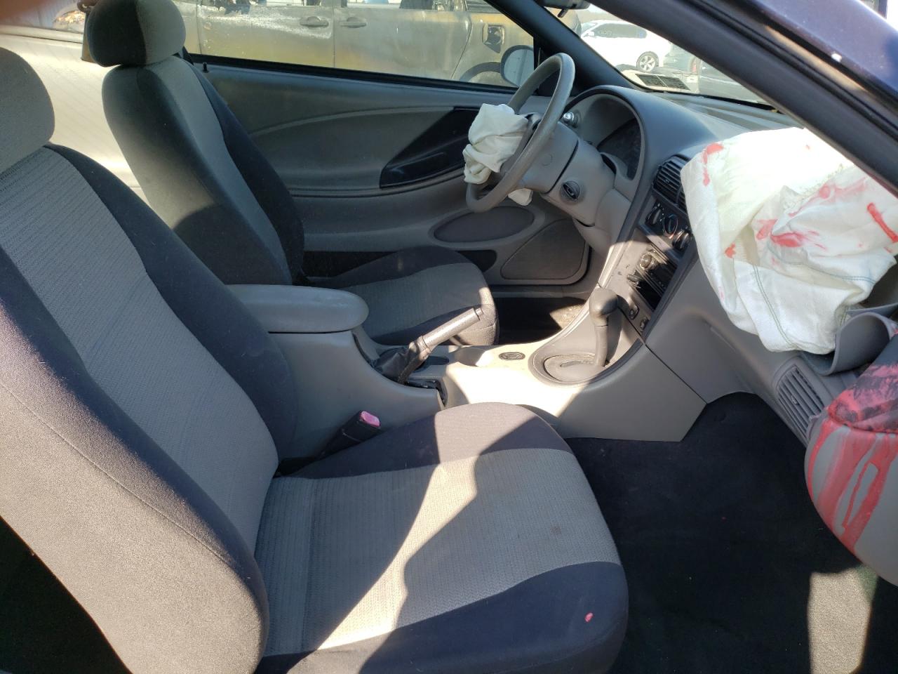 Photo 5 from auction – 2001 FORD MUSTANG with VIN 1FAFP40431F217899