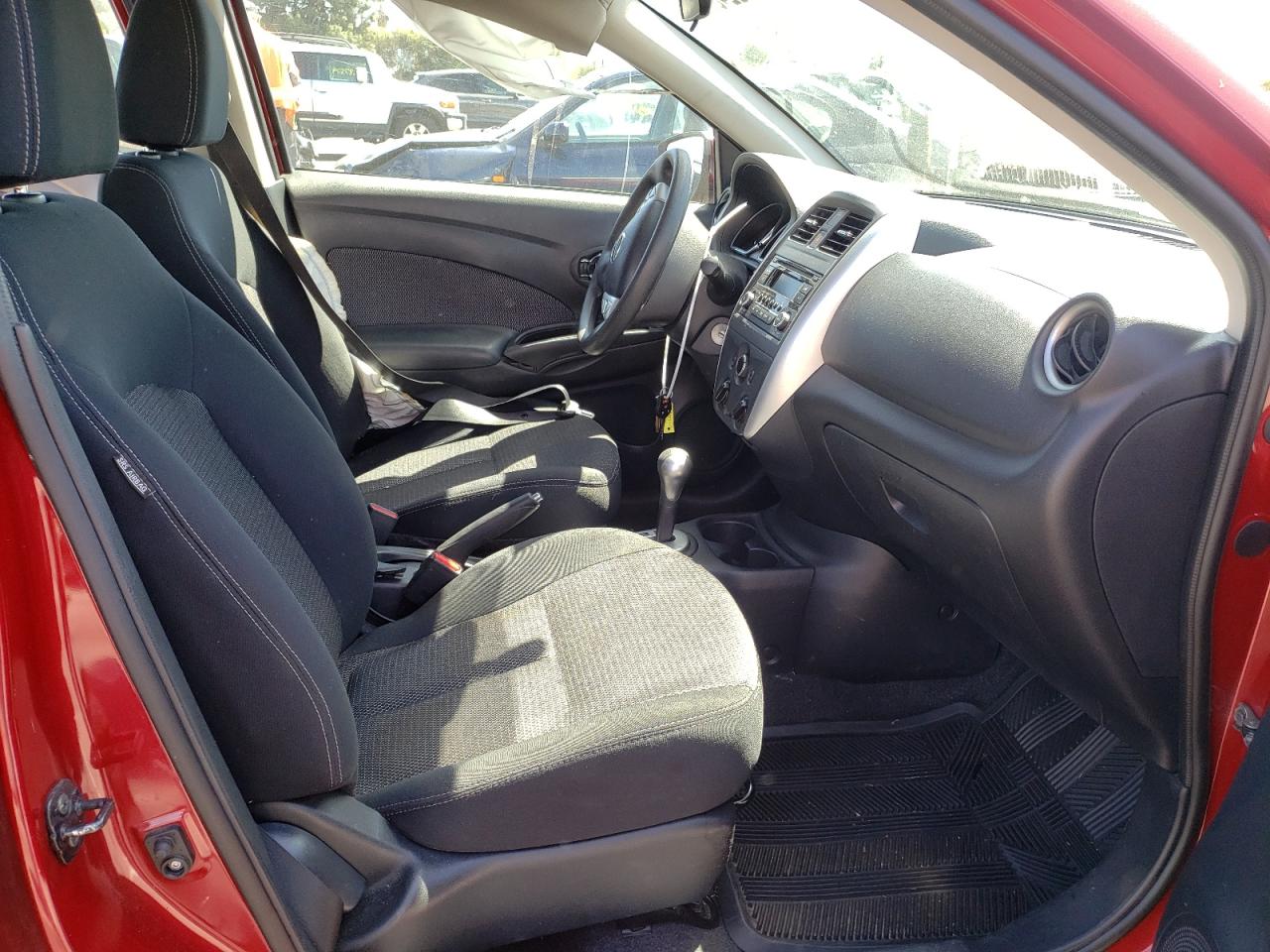 Photo 5 from auction – 2015 NISSAN VERSA S with VIN 3N1CN7AP3FL900845