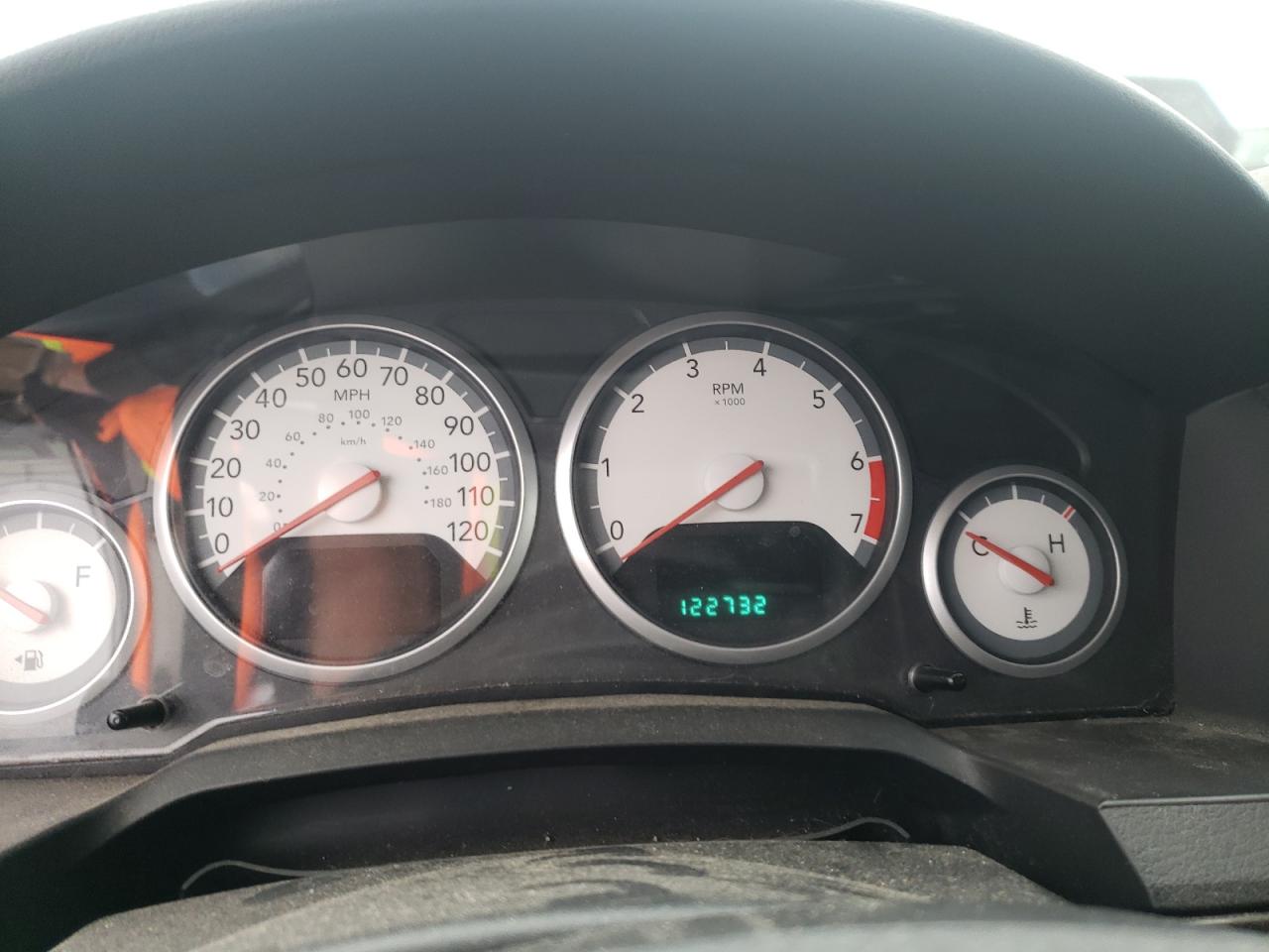 Photo 8 from auction – 2010 DODGE GRAND CARA with VIN 2D4RN5D16AR209729
