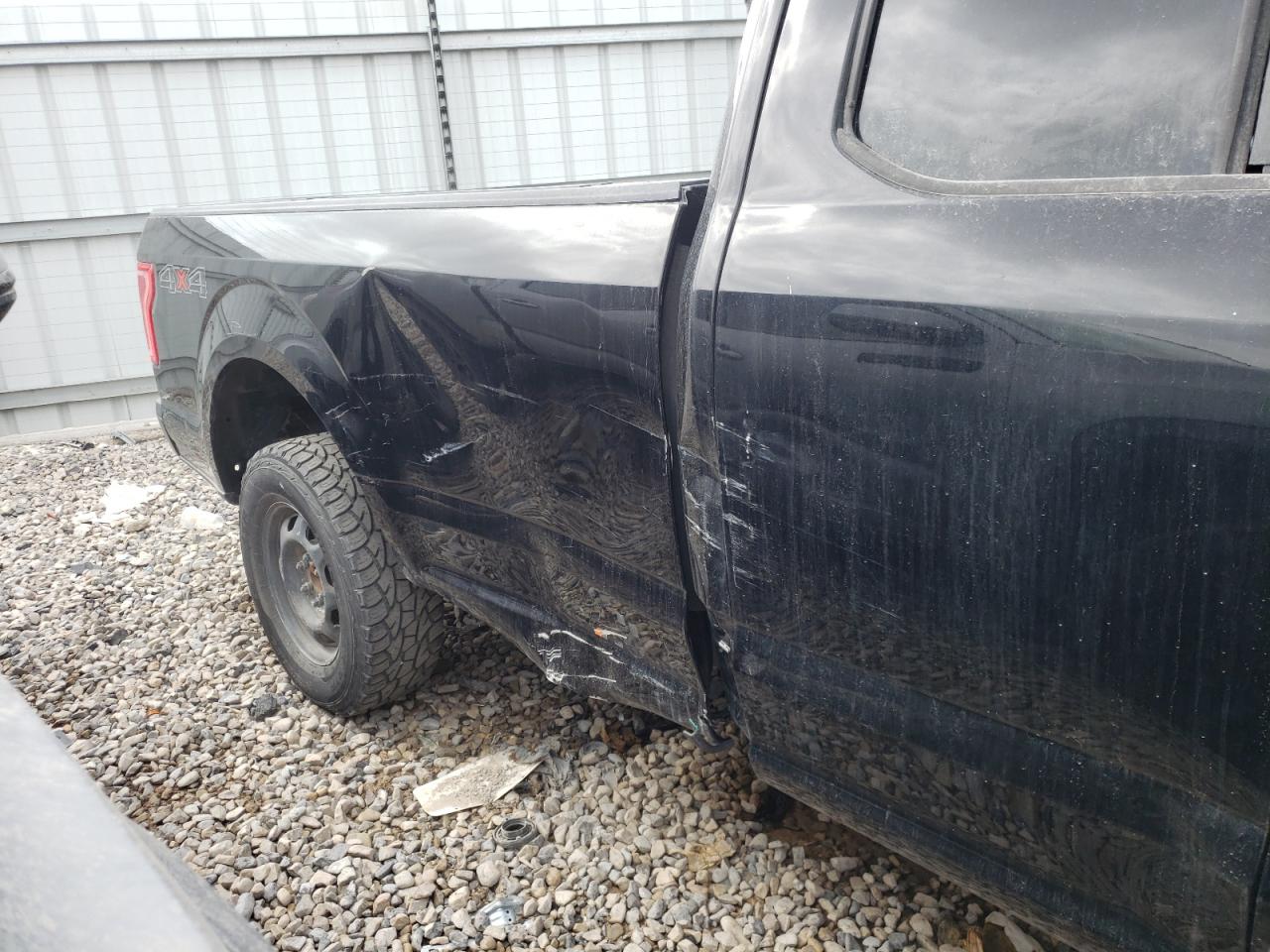 Photo 9 from auction – 2016 FORD F150 SUPER with VIN 1FTEX1EF9GKD82676