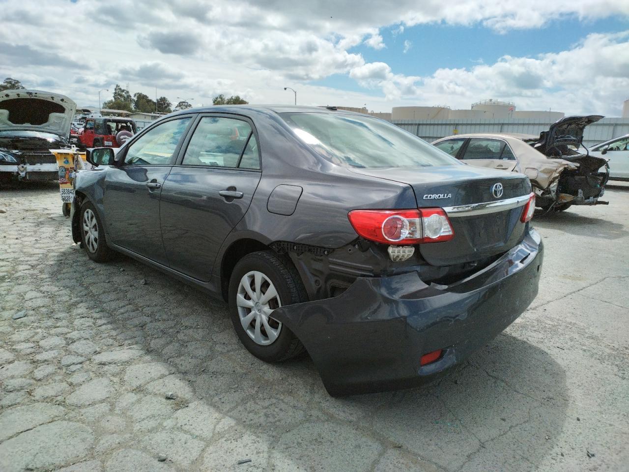 Zdjęcie 3 z aukcji – 2011 TOYOTA COROLLA BA z VIN JTDBU4EE7B9142949