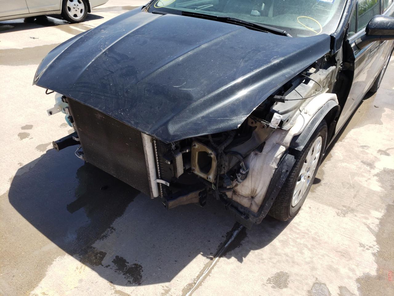 Photo 9 from auction – 2014 FORD FUSION S with VIN 3FA6P0G71ER396655