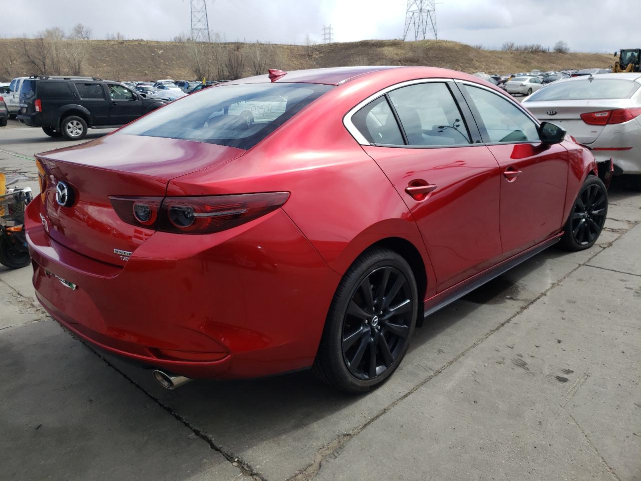 Фото 4 с аукциона – 2021 MAZDA 3 с VIN JM1BPBAY1M1327463