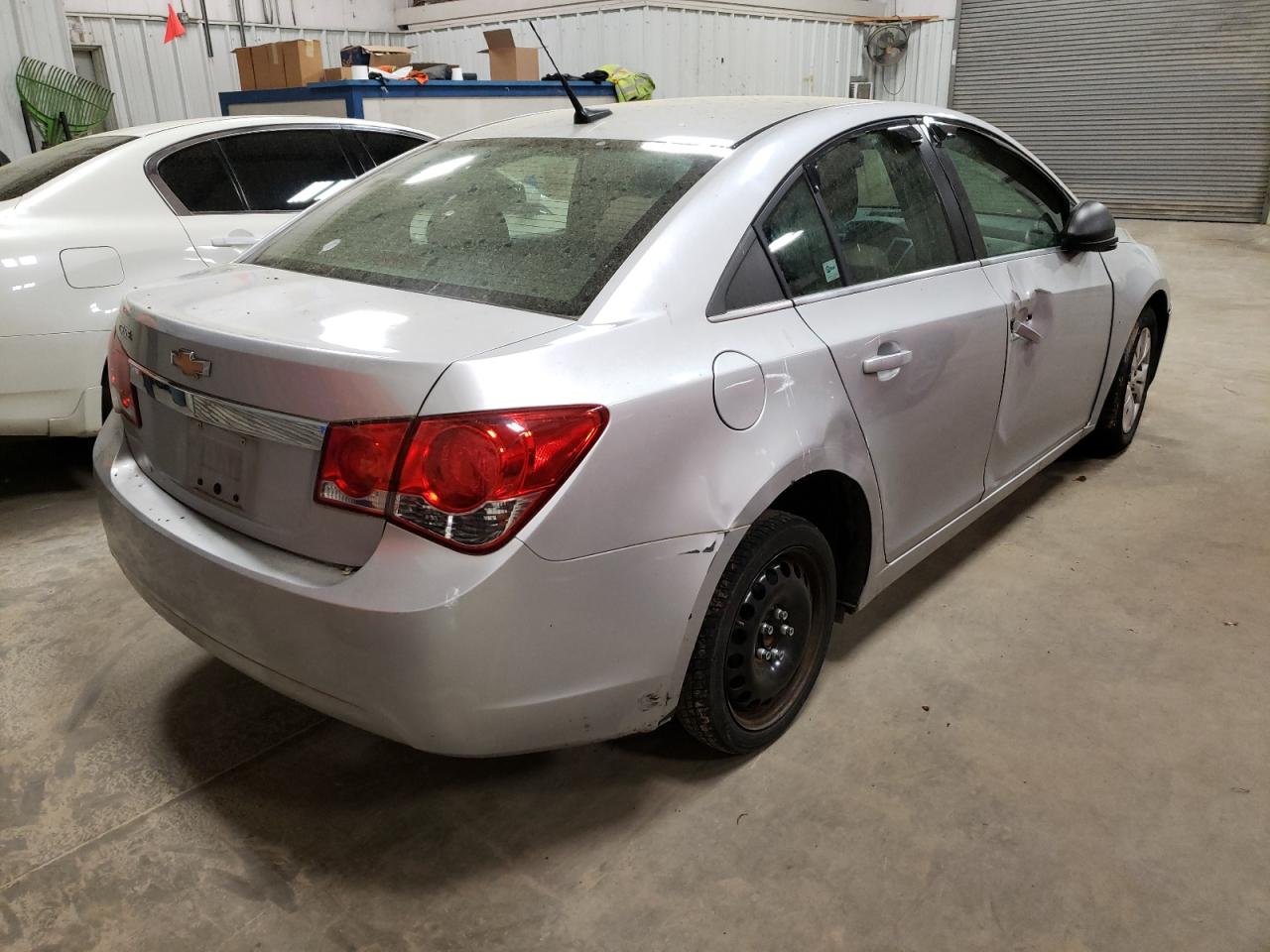 Photo 4 from auction – 2012 CHEVROLET CRUZE LS with VIN 1G1PC5SH1C7128337