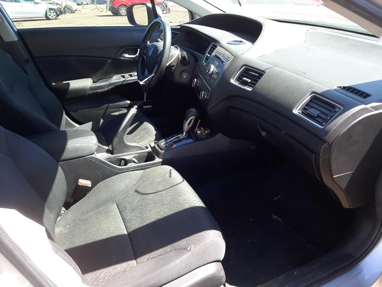 Photo 5 from auction – 2014 HONDA CIVIC LX with VIN 19XFB2F56EE083337