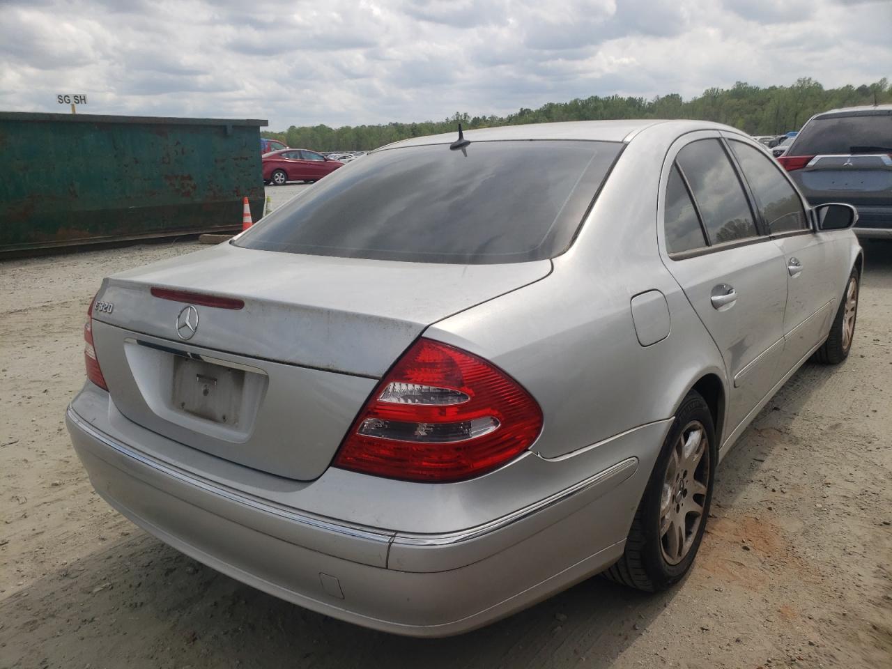 Photo 4 from auction – 2004 MERCEDES-BENZ E 320 with VIN WDBUF65J14A567515