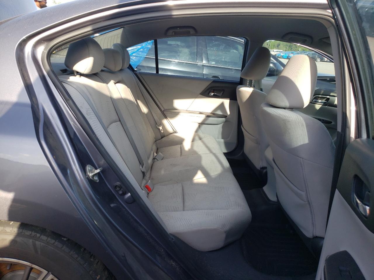 Photo 6 from auction – 2015 HONDA ACCORD LX with VIN 1HGCR2F32FA079000