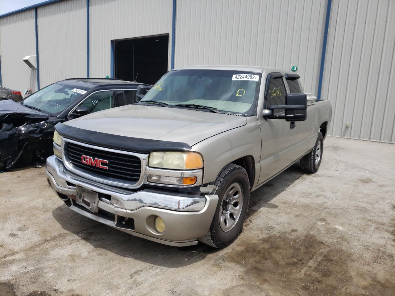 Photo 2 from auction – 2003 GMC SIERRA with VIN 1GTEC19X63Z278954