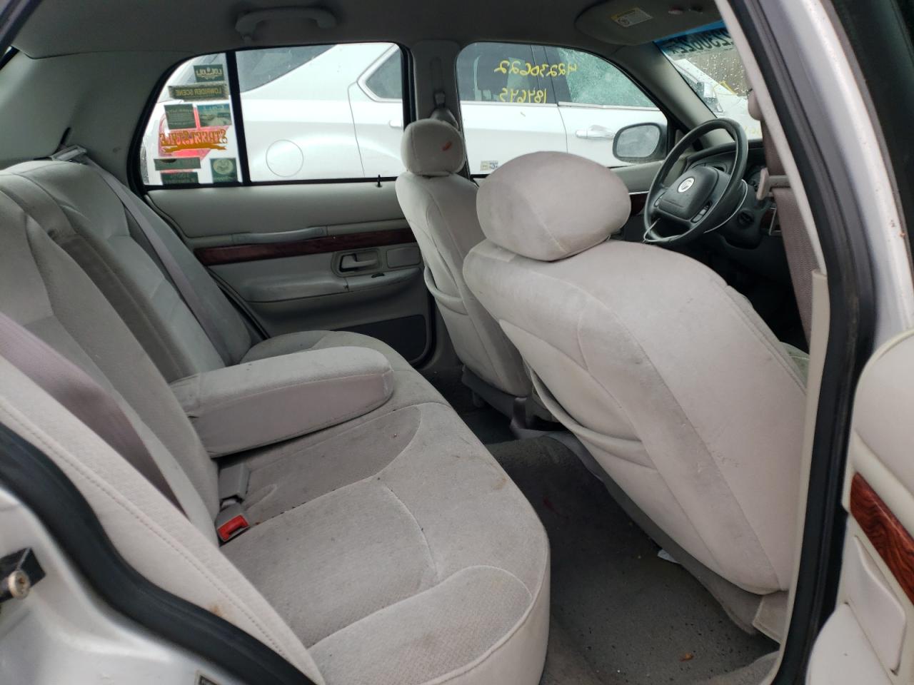 Photo 6 from auction – 2001 MERCURY GRAND MARQ with VIN 2MEFM74W71X645610