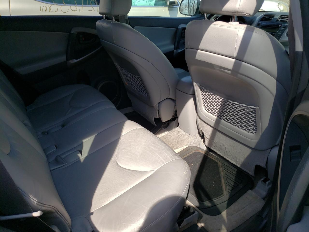 Photo 6 from auction – 2008 TOYOTA RAV4 LIMIT with VIN JTMBD31V586086374