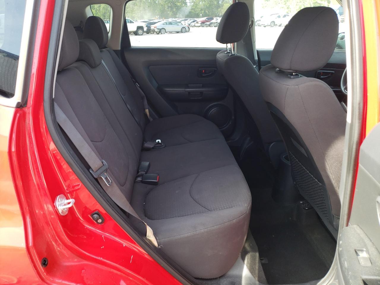 Photo 6 from auction – 2013 KIA SOUL with VIN KNDJT2A54D7592405