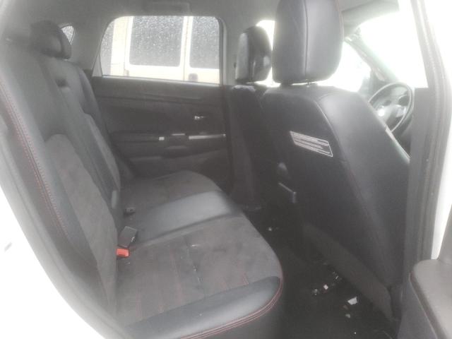 Photo 6 from auction – 2018 MITSUBISHI OUTLANDER with VIN JA4AP3AW8JZ005457