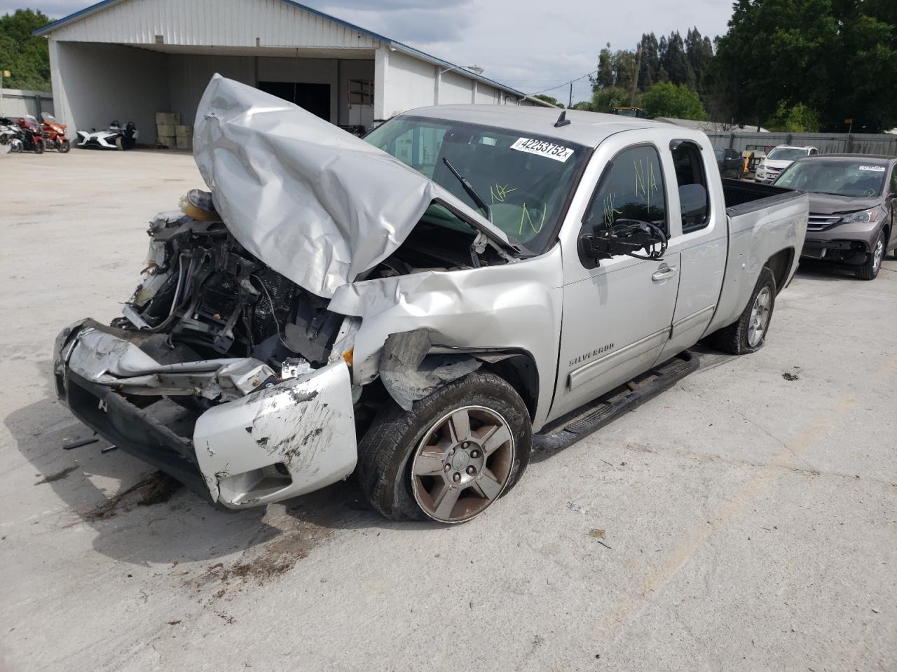 Photo 2 from auction – 2010 CHEVROLET SILVRDO LT with VIN 1GCSCTE06AZ114835