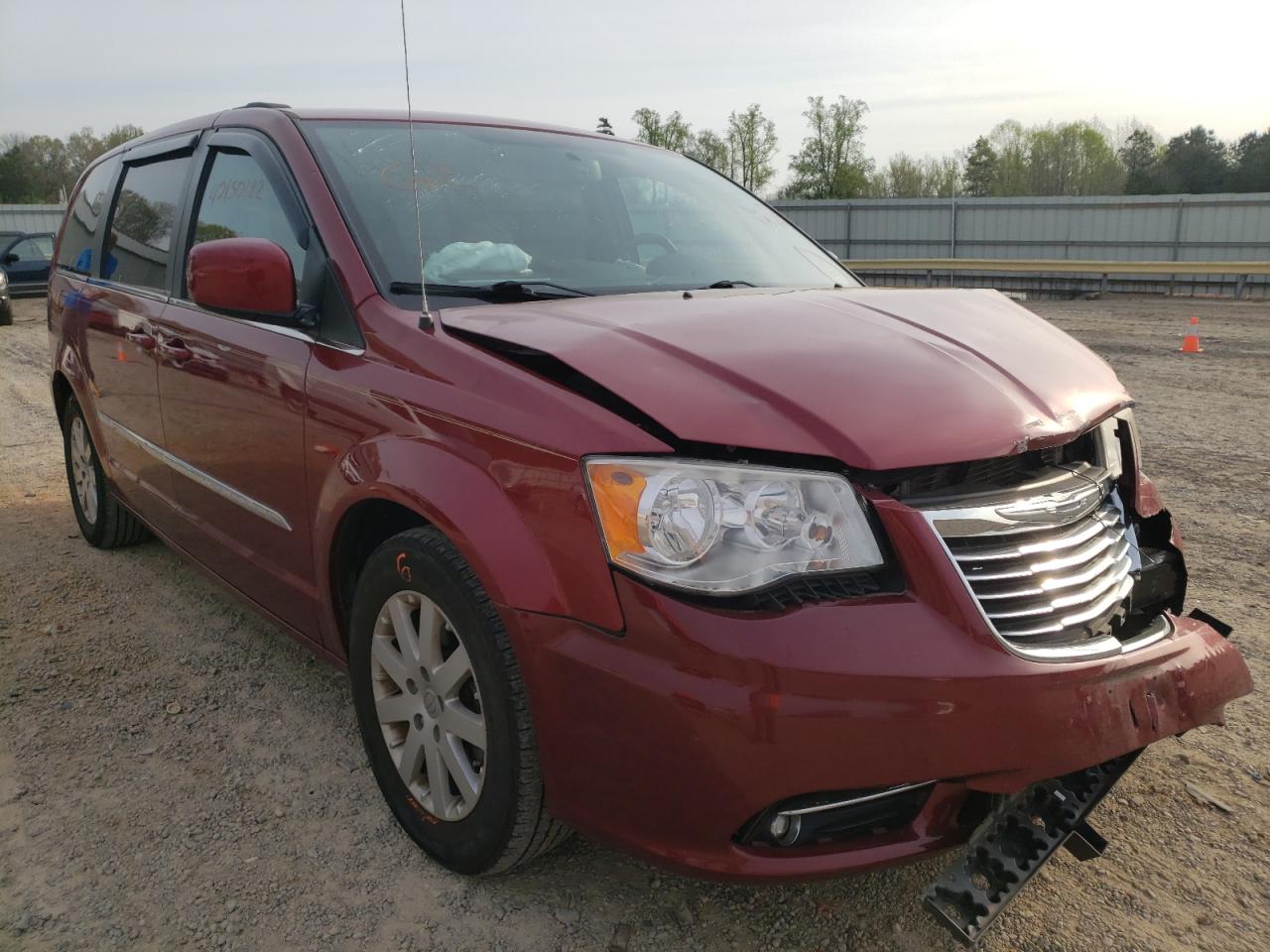 CHRYSLER TOWN & COU 2014 with VIN 2C4RC1BG1ER307463 - Photo from auction