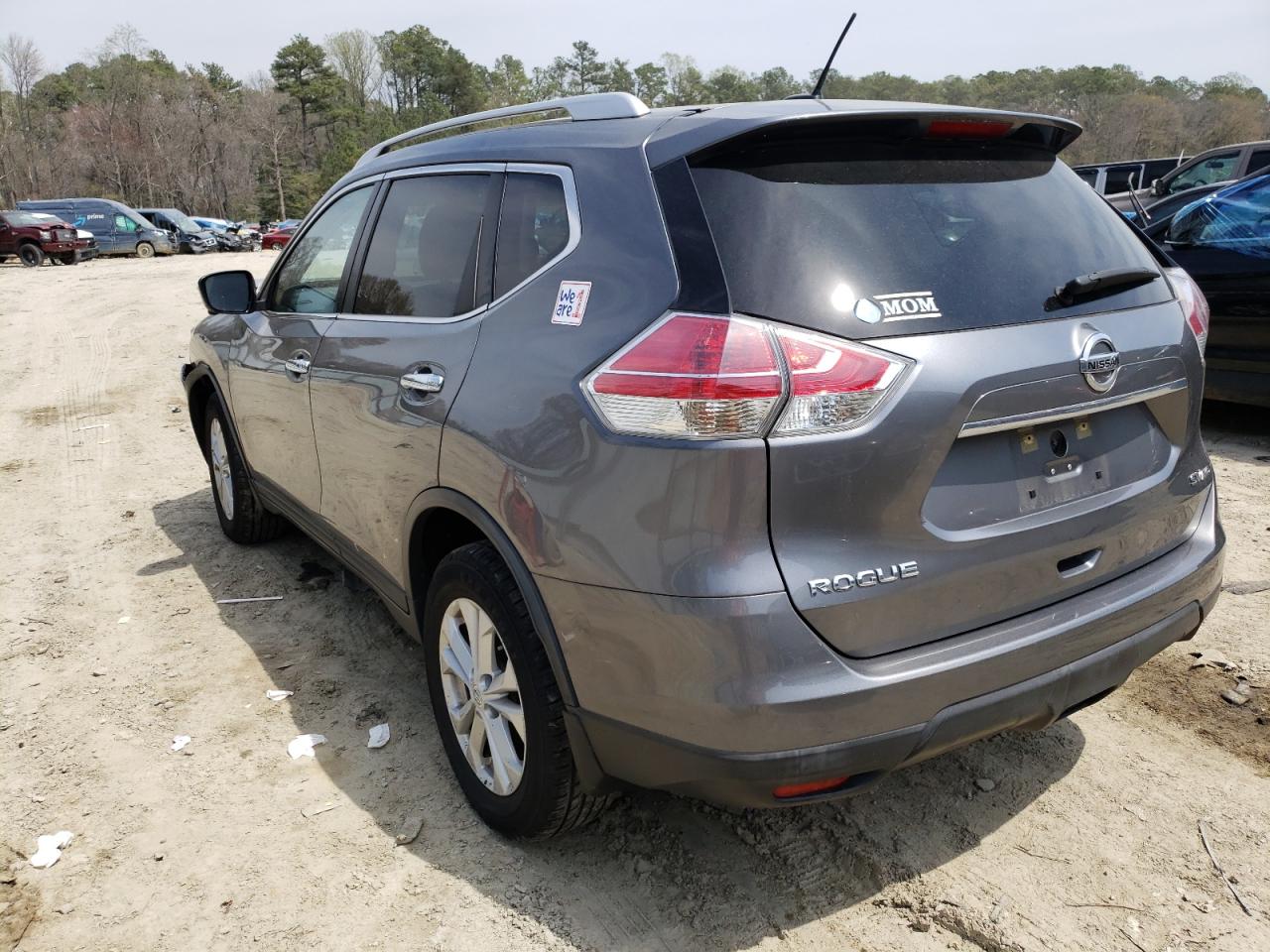 Photo 3 from auction – 2016 NISSAN ROGUE S with VIN KNMAT2MV5GP626447
