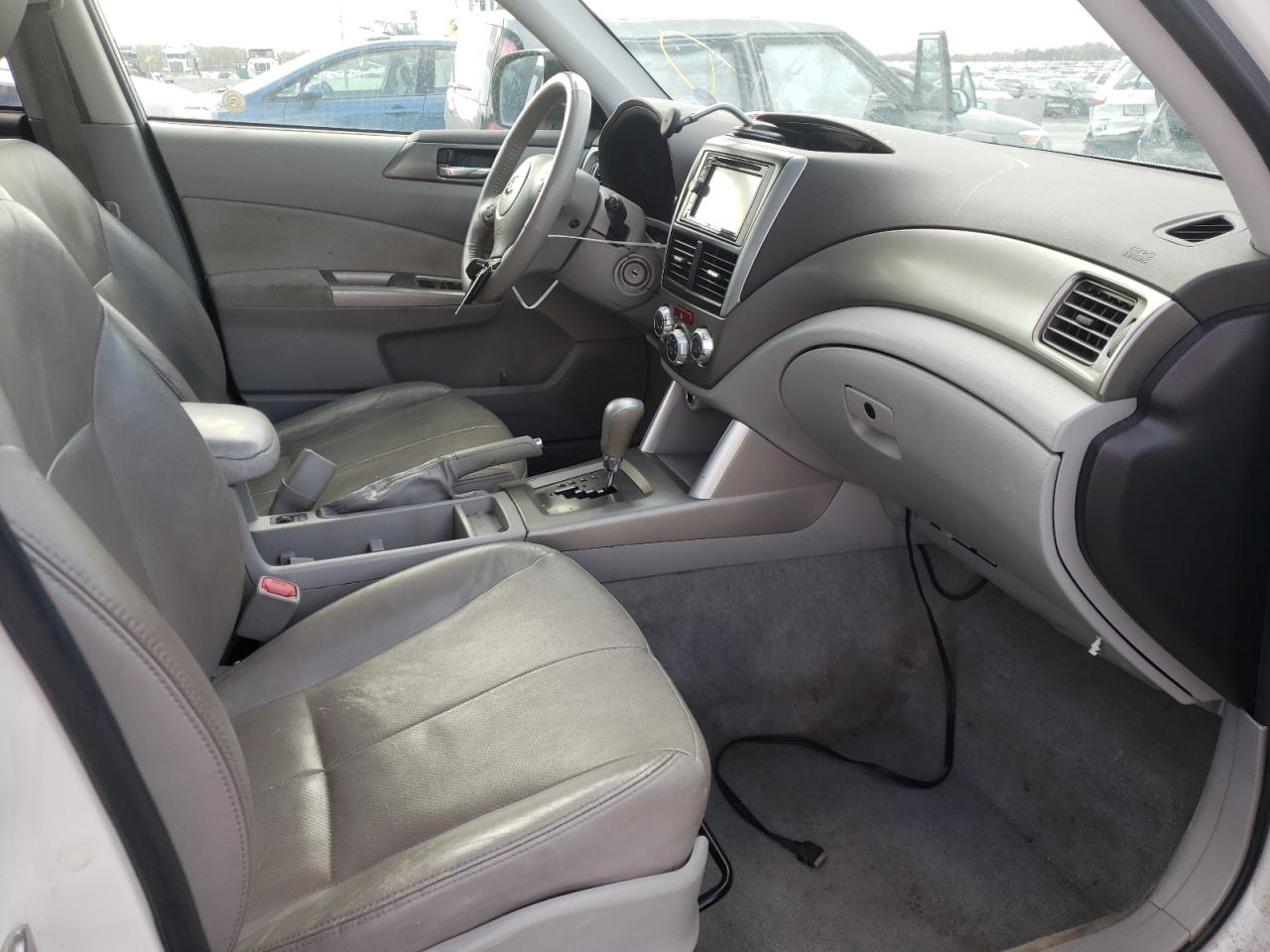 Photo 5 from auction – 2010 SUBARU FORESTER 2 with VIN JF2SH6DC8AH800073