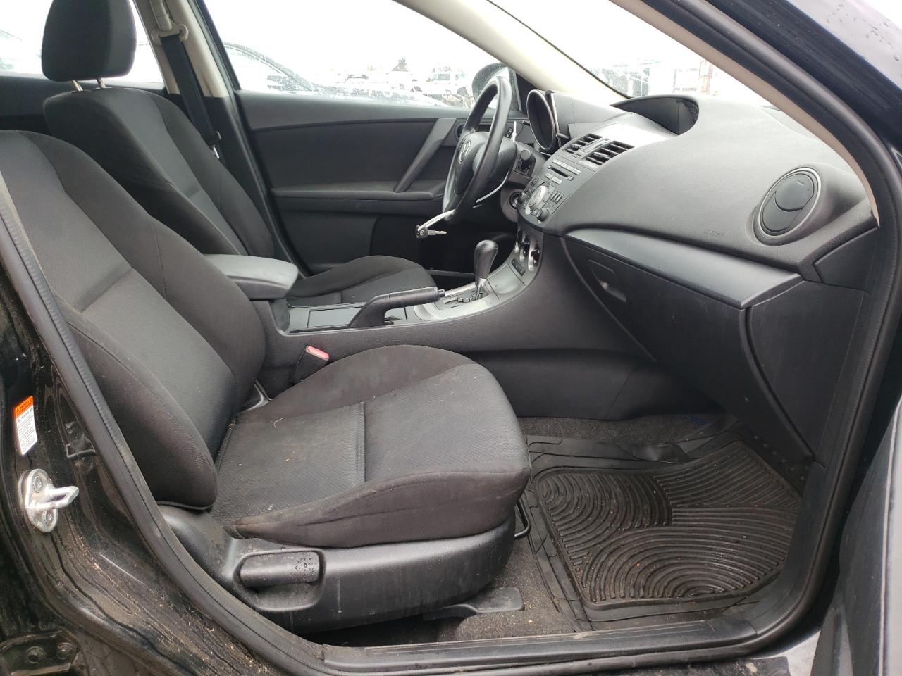 Photo 5 from auction – 2011 MAZDA 3 I with VIN JM1BL1UF7B1901951
