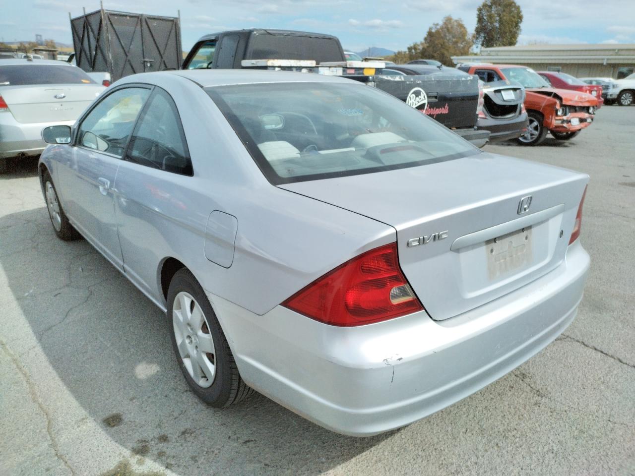 Photo 3 from auction – 2001 HONDA CIVIC SI with VIN 1HGEM219X1L061330