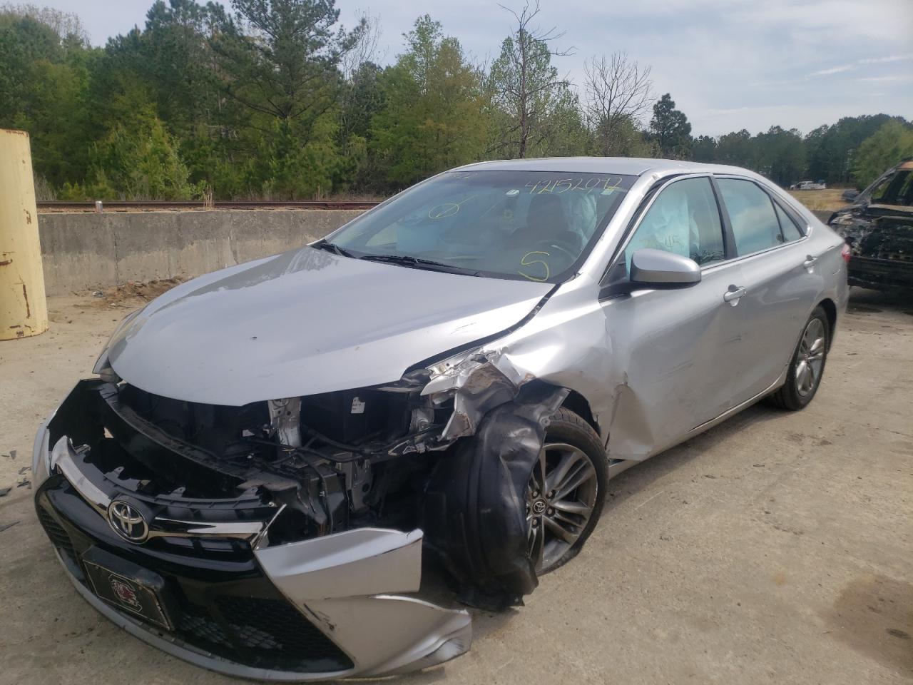 Photo 2 from auction – 2015 TOYOTA CAMRY LE with VIN 4T1BF1FK8FU079484