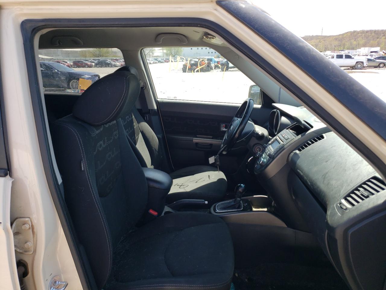 صورة رقم 5 من المزاد - 2013 KIA SOUL + مع VIN KNDJT2A66D7580541