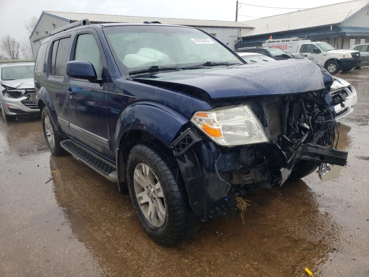 NISSAN PATHFINDER 2011 with VIN 5N1AR1NN1BC610121 - Photo from auction