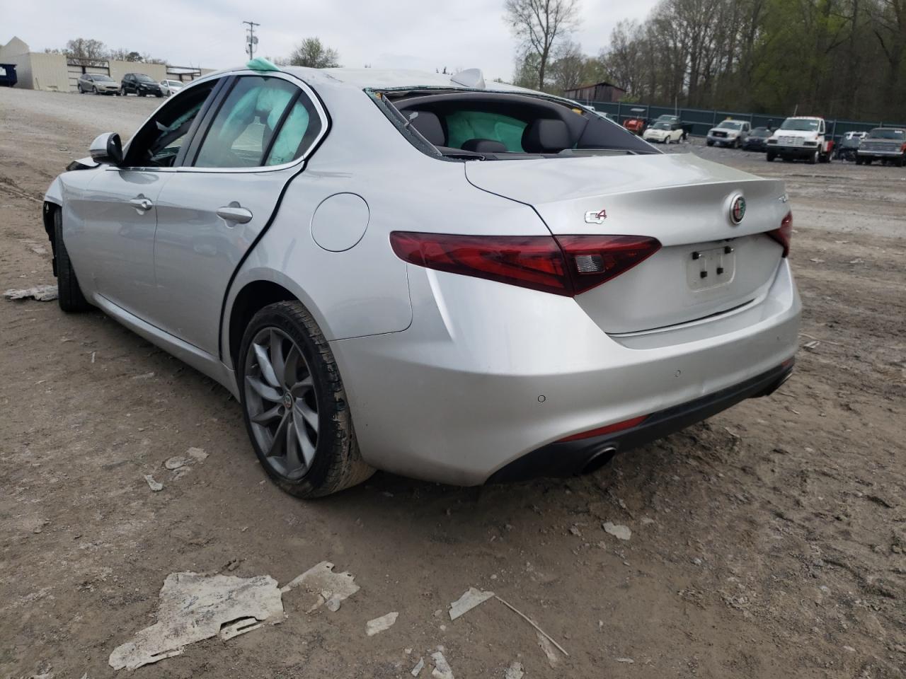 Photo 3 from auction – 2017 ALFA ROMEO GIULIA Q4 with VIN ZARFAEDN0H7550320