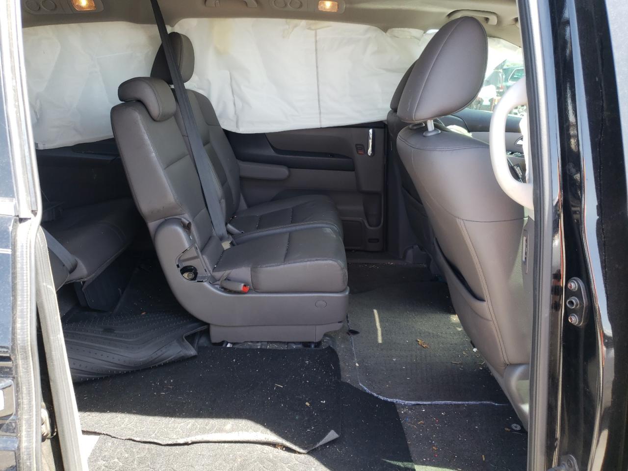Photo 6 from auction – 2017 HONDA ODYSSEY EX with VIN 5FNRL5H68HB022894