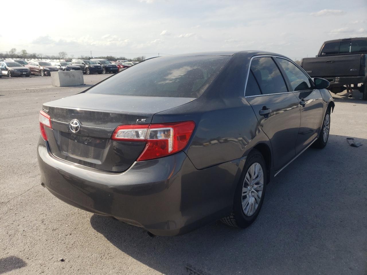 Photo 4 from auction – 2014 TOYOTA CAMRY L with VIN 4T4BF1FK6ER356377