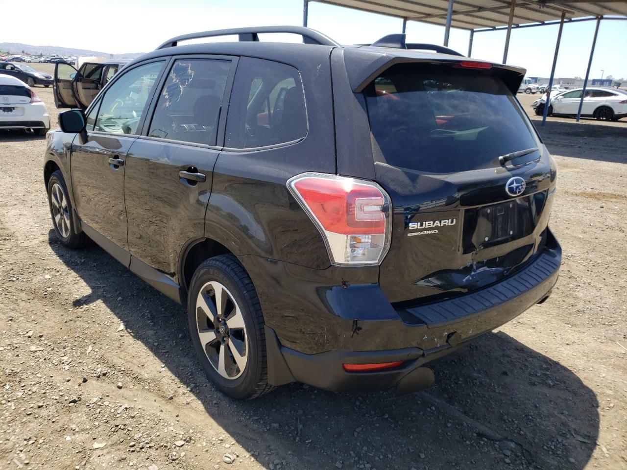 Photo 3 from auction – 2018 SUBARU FORESTER 2 with VIN JF2SJAEC4JH611863