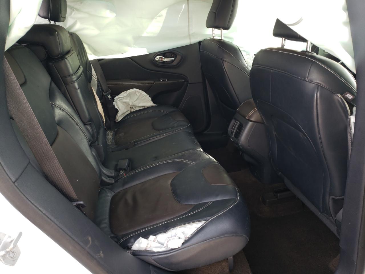 Photo 6 from auction – 2015 JEEP CHEROKEE L with VIN 1C4PJMDS8FW527529