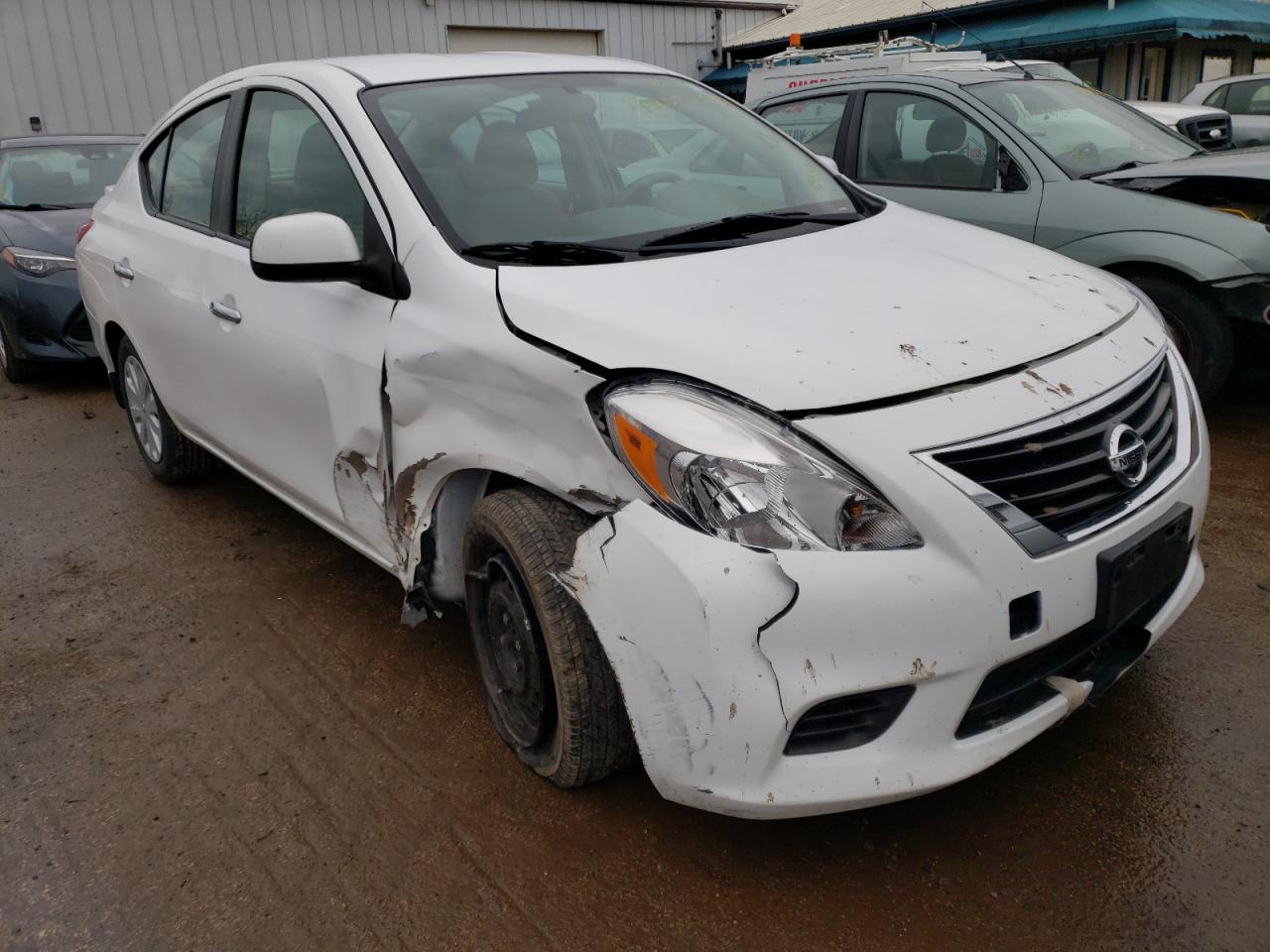 NISSAN VERSA S 2013 with VIN 3N1CN7AP2DL857158 - Photo from auction