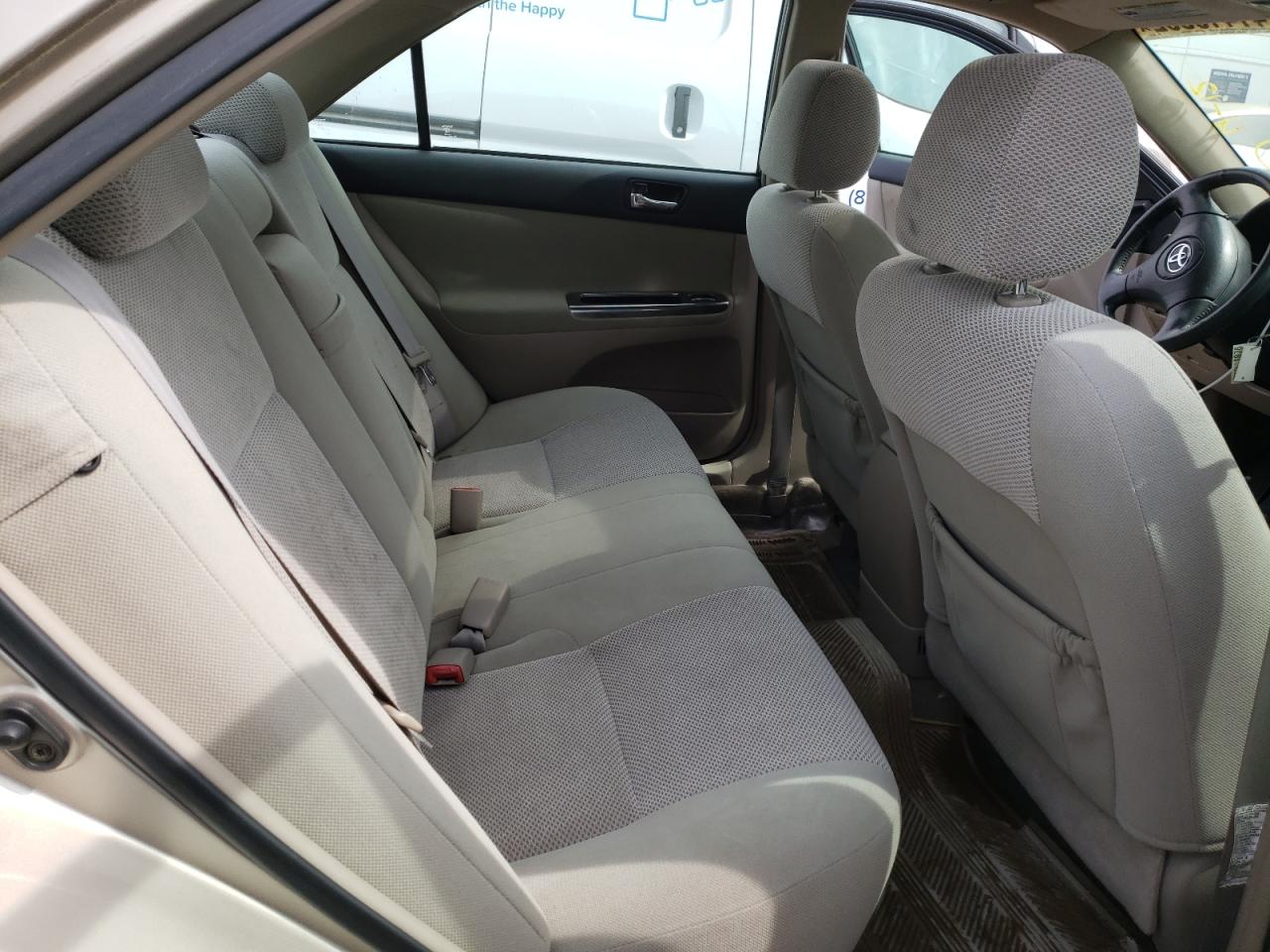 Photo 6 from auction – 2004 TOYOTA CAMRY LE with VIN 4T1BE32K84U886959