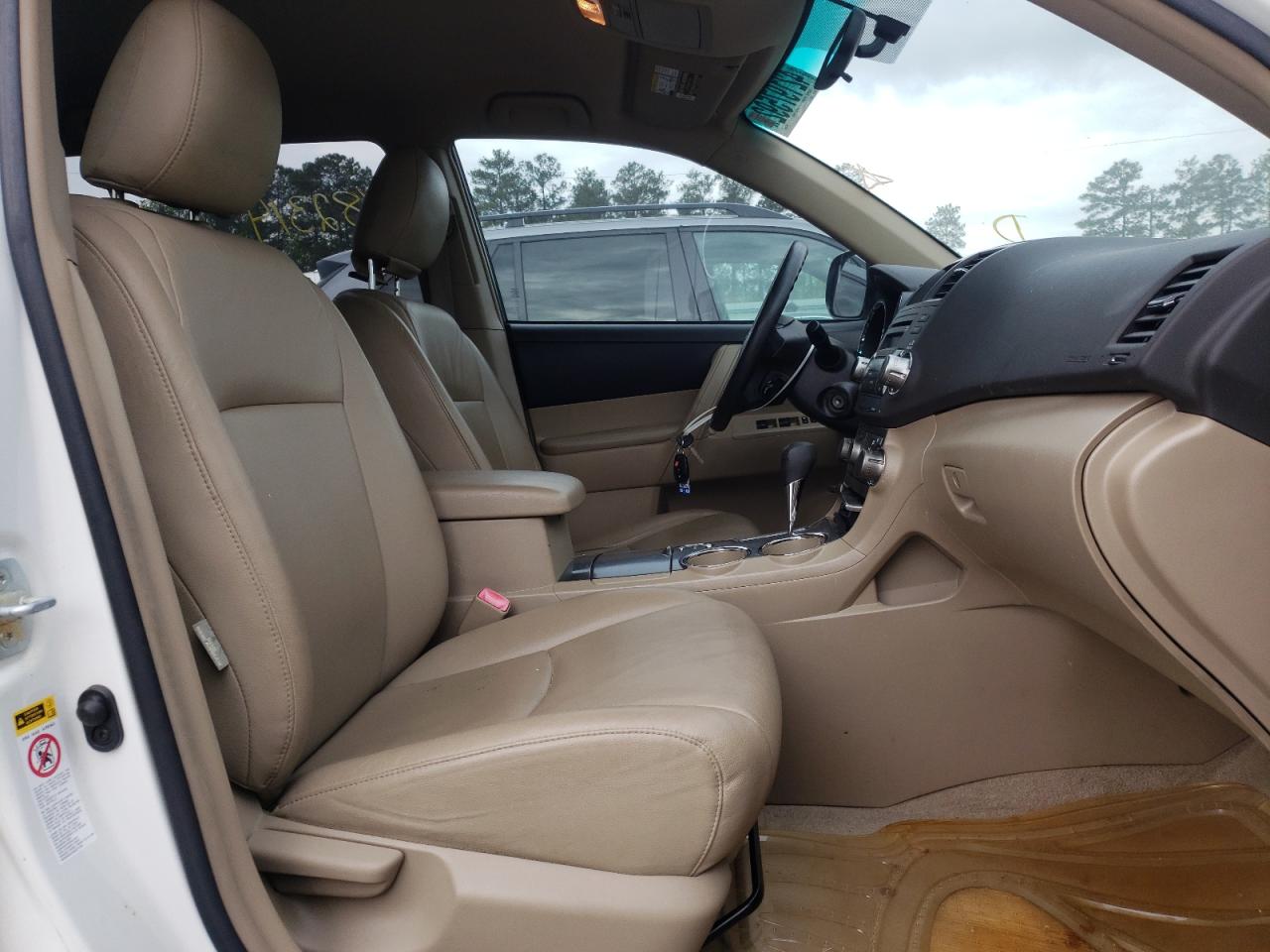 Photo 5 from auction – 2010 TOYOTA HIGHLANDER with VIN JTEZA3EHXA2011089