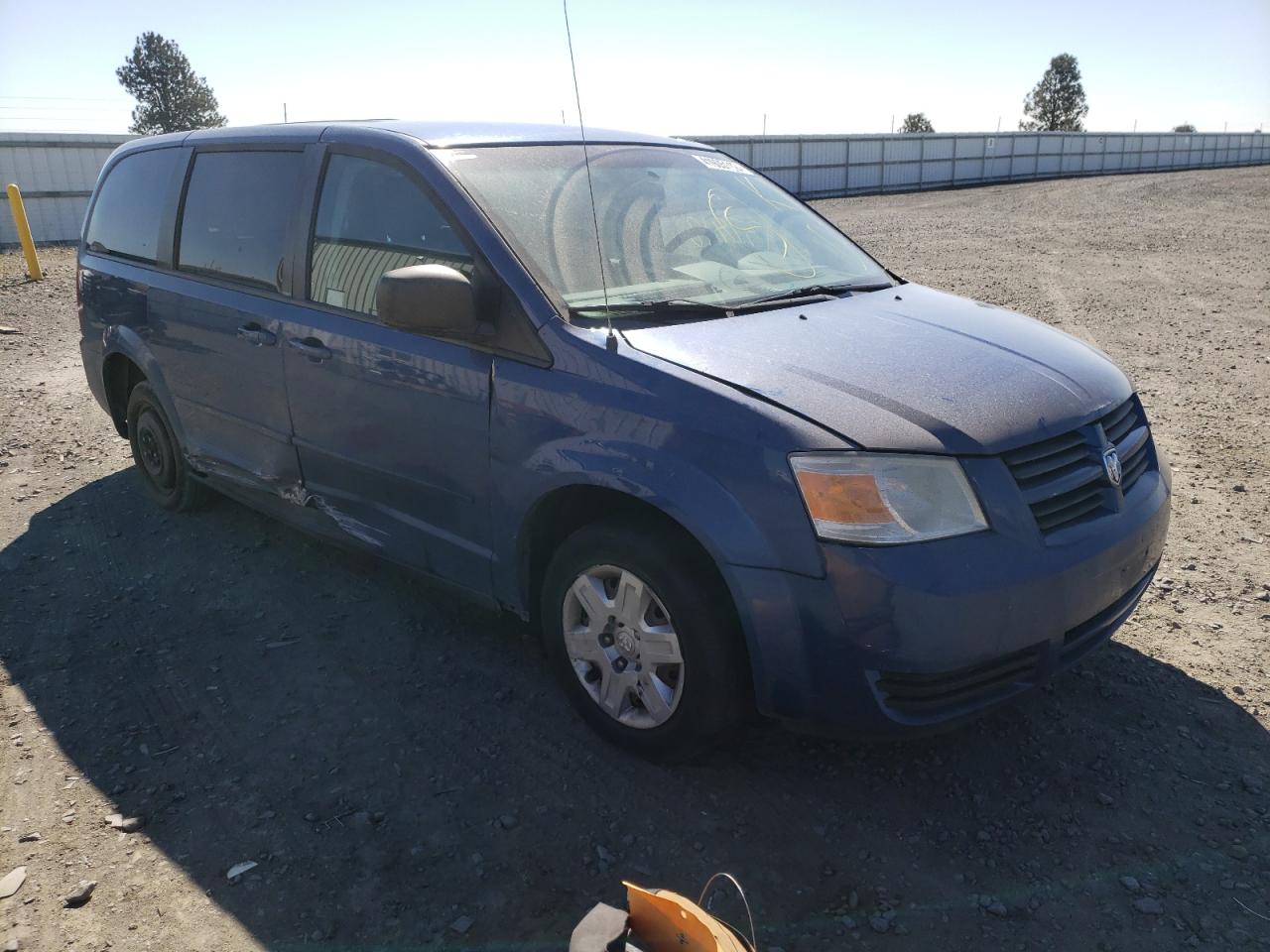 DODGE GRAND CARA 2010 with VIN 2D4RN4DEXAR340949 - Photo from auction